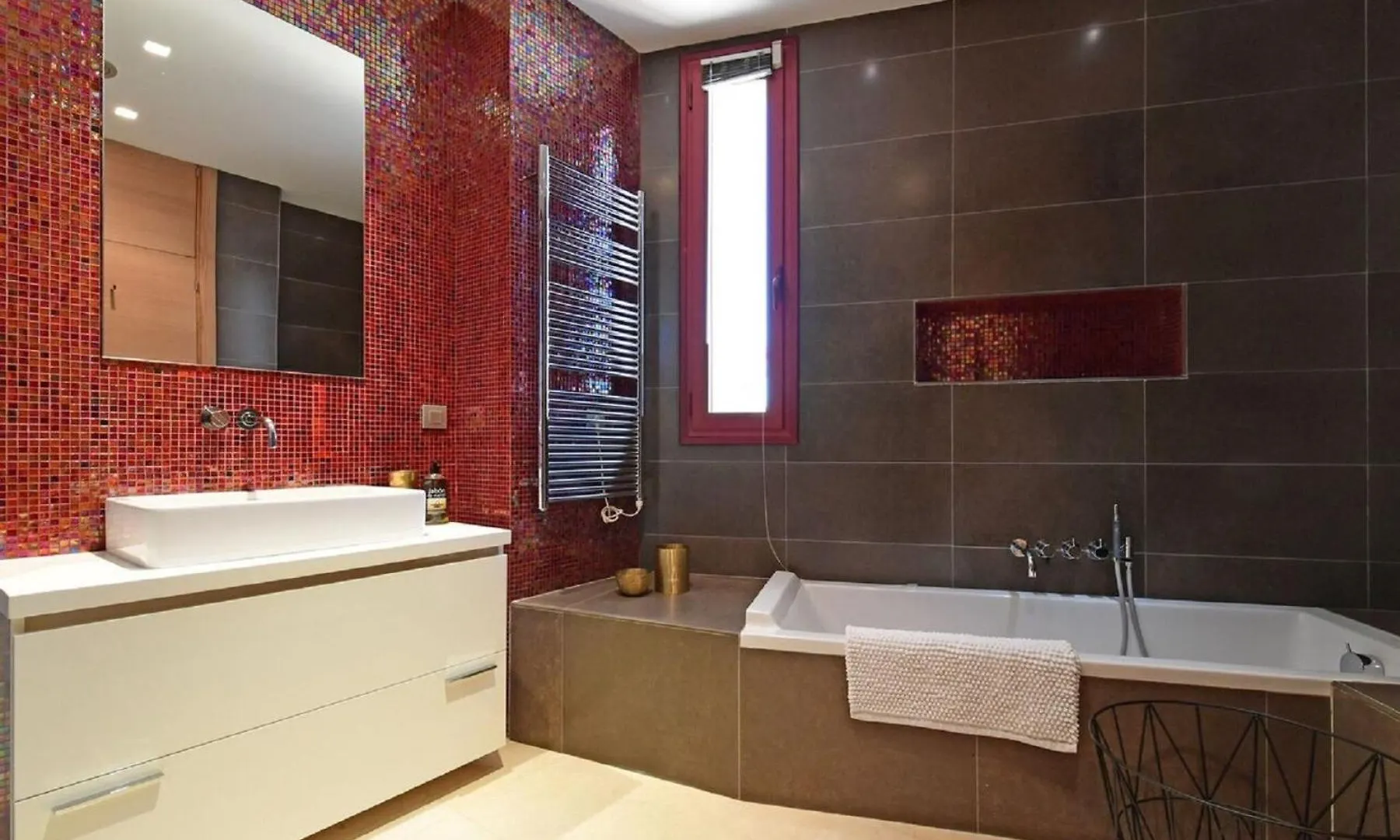 Luxury Villa With Jacuzzis Near Puerto Banus Marbella