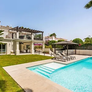 Villa Villa New Zacaluca Pool Sauna & Gym - Happy Rentals, Marbella